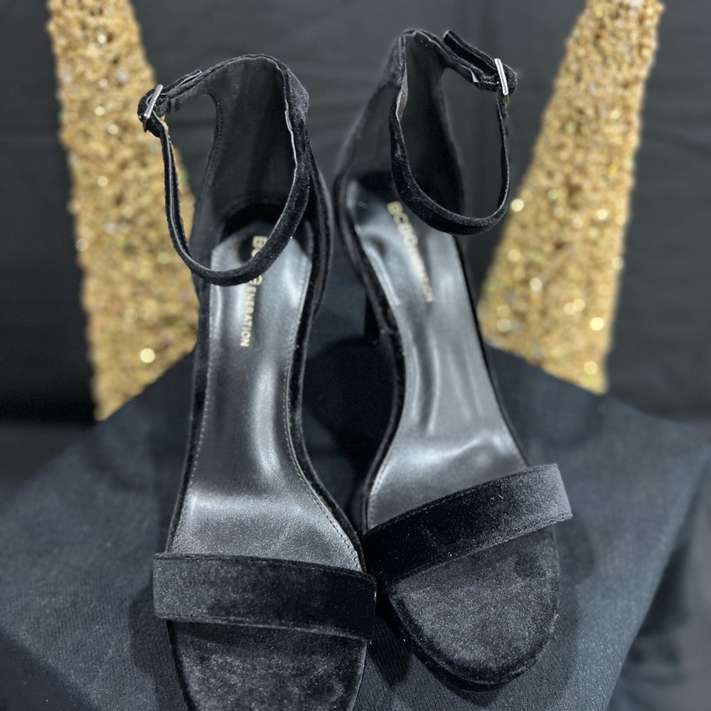 Brand new BCBGeneration Women's Nallah Platform